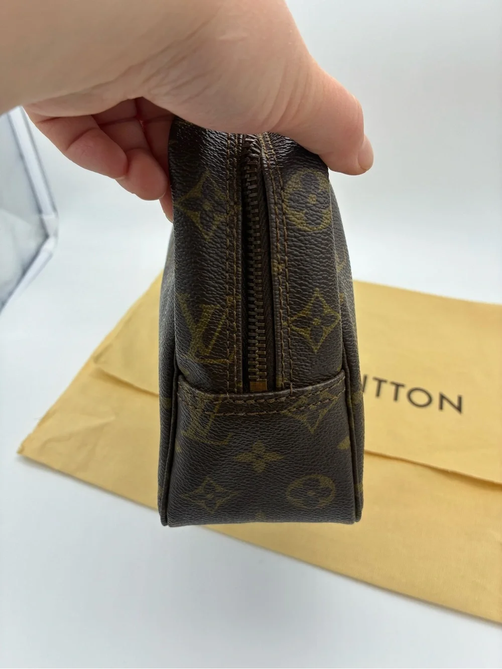 Louis Vuitton vintage monogram trousse 28 toiletry  bag with LV dust bag
